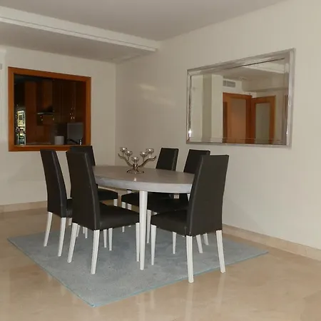 아파트 Mimosas Banus